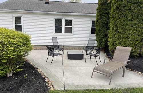 Avon Lake House | Avon Lake- The Lake House
