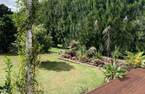 Maungatapere Cottage | AvoStay Cottage - peaceful orchard setting at Maungatapere