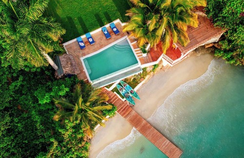 Belmont Villa | Award-winning villa with private beachfront and pool