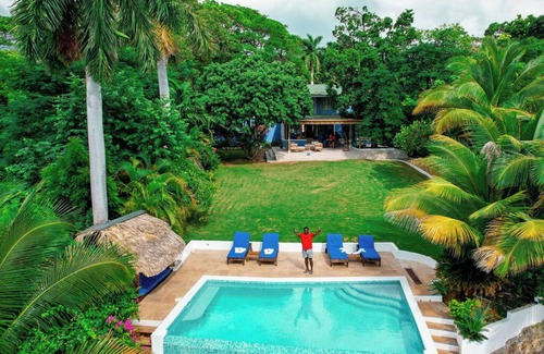 Belmont Villa | Award-winning villa with private beachfront and pool