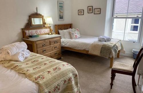New Quay House | Awelfryn