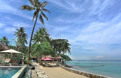 Mangsit Villa | Awesome 1 Bedroom, Private Pool, few steps to the beach