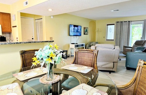 Little River Apartment | Awesome 1st floor, 2BR apartment at Bay Tree