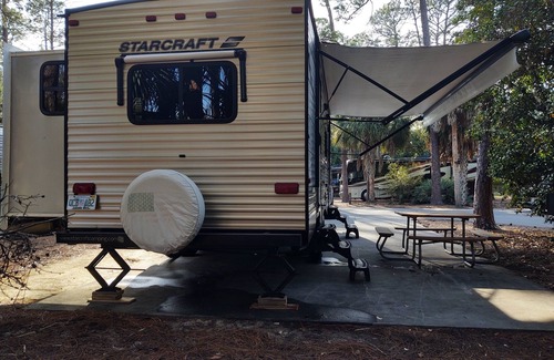 Kissimmee House | AWESOME 2 BEDROOM CAMPER GOLF CART IN DISNEY AREA 5 STAR RATED MILL CREEK RESORT