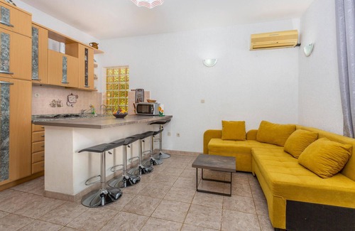 Tribulje Apartment | Awesome apartment in Malinska with WiFi