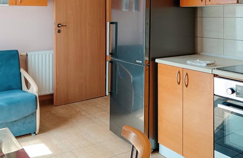 Otyn Apartment | Awesome apartment in Modrzyca with WiFi