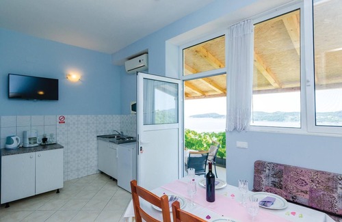 Orasac Apartment | Awesome apartment in Orasac