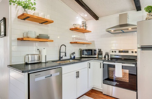 Canyon Lake House | Awesome Canyon Lake Home: Rooftop Deck & Fire Pit!