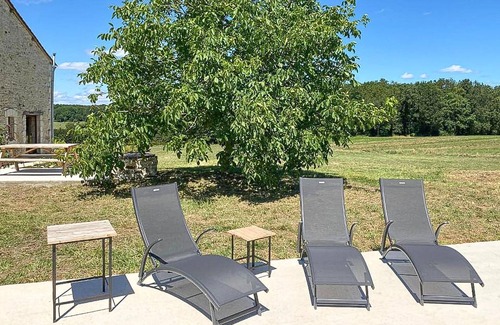 Lussas-et-Nontronneau House | Awesome home in Lussas et Nontronneau
