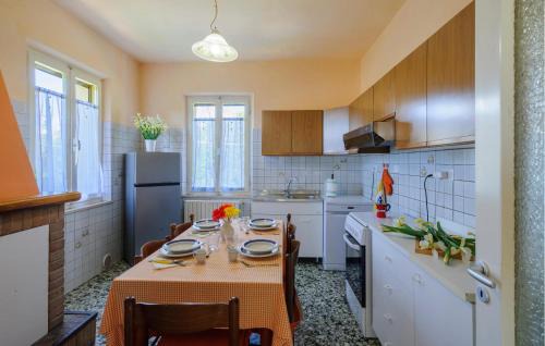Montefalcone Appennino House | Awesome Home In Montefalcone Appennino