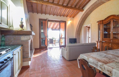 Magliano in Toscana House | Awesome home in Magliano in Toscana