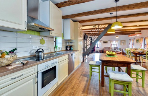 Breznicki Hum House | Awesome home in Breznicki Hum