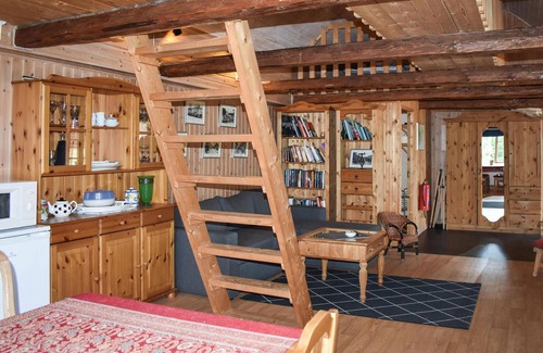 Tvetaryd House | Awesome home in Backaryd