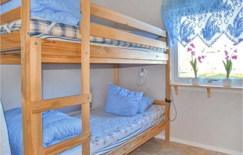 Tanum O House | Awesome Home In Bullaren With Wifi