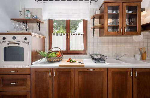 Buzet House | Awesome home in Buzet