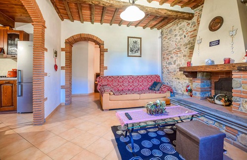 Camaiore House | Awesome home in Camaiore with WiFi