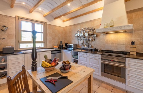 Portocolom House | Awesome home in Felanitx