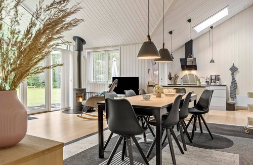 Fjellerup House | Awesome home in Glesborg with sauna