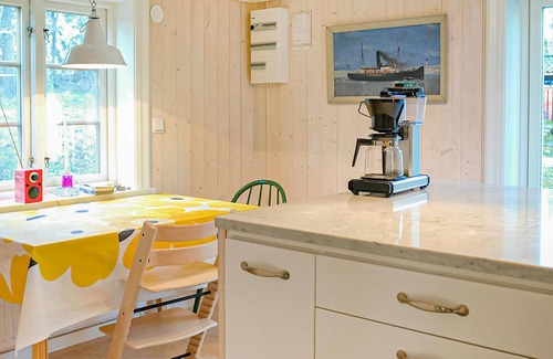Grisslehamn House | Awesome home in Grisslehamn with sauna