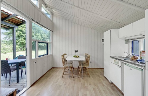 Hampen House | Awesome home in Hampen with kitchen