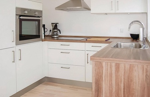 Hejlsminde Strand House | Awesome home in Hejls with kitchen