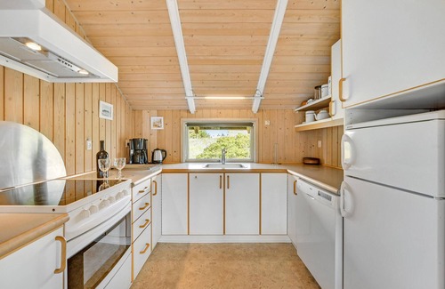 Bjerregaard House | Awesome home in Hvide Sande with sauna