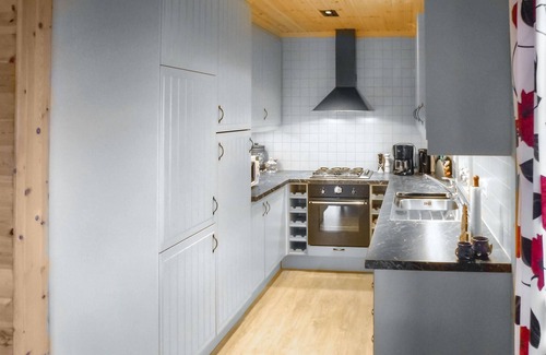 Eike House | Awesome home in Kolnes
