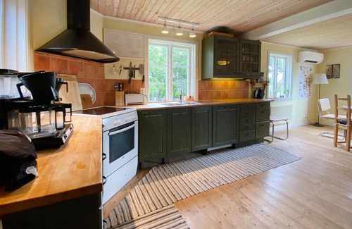 Lidhult House | Awesome home in Lidhult with lake view