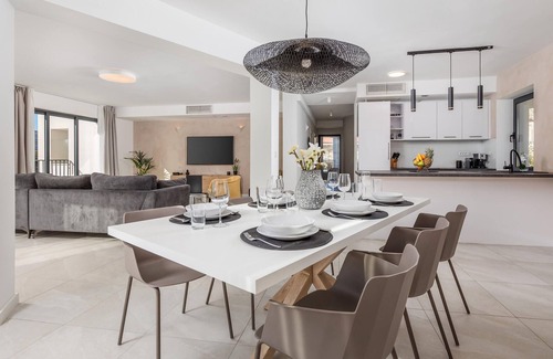 Milcetici House | Awesome home in Malinska with kitchen