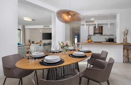 Milcetici House | Awesome home in Malinska with kitchen