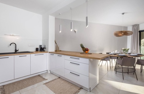 Milcetici House | Awesome home in Malinska with kitchen