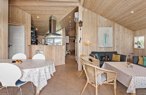Hasmark Strand House | Awesome home in Otterup with WiFi
