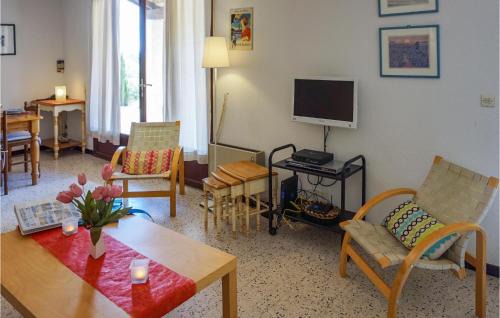 Pierrerue House | Awesome Home In Pierrerue