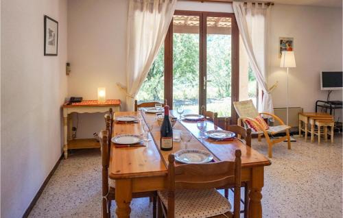 Pierrerue House | Awesome Home In Pierrerue