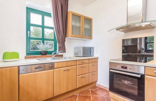Mofardini House | Awesome home in Radetici