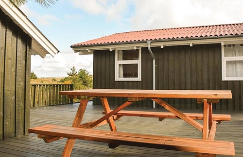 Nordost House | Awesome home in Sæby with WiFi