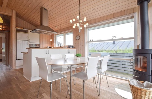 Dageløkke House | Awesome home in Tranekær with lake view