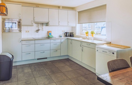 Municipality of Uitgeest House | Awesome home in Uitgeest with WiFi