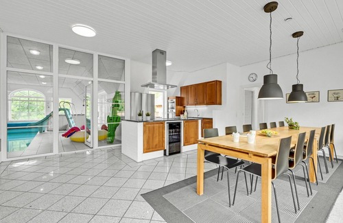 Øhuse House | Awesome home in Ulfborg with kitchen