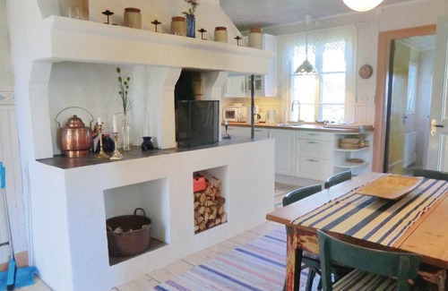 Langasjo House | Awesome home in Vissefjärda with sauna