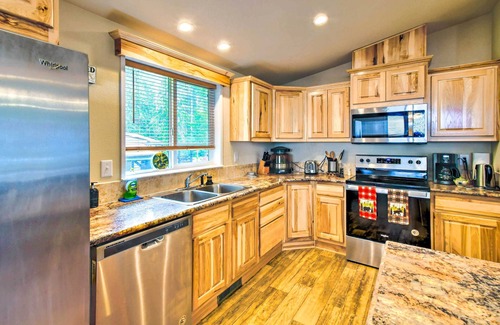 Hoodsport Cabin | Awesome Hoodsport Cabin - Nearby Hiking Areas