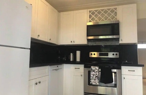 West Little Havana House | Awesome House With Jacuzzi in the Heart of Miami