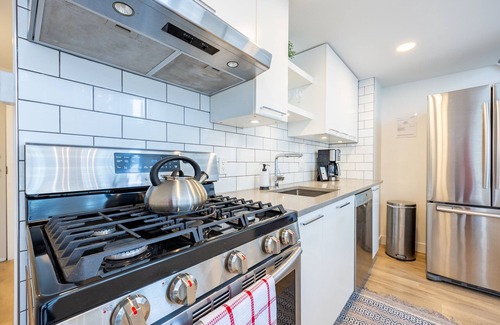 Downtown Vancouver Apartment | Awesome loft in the heart of Downtown Vancouver!