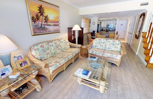 Seven Mile Beach Condo | Awesome Oceanfront Grd Flr on Spectacular 7 Mile Beach – #10 The Islands Club
