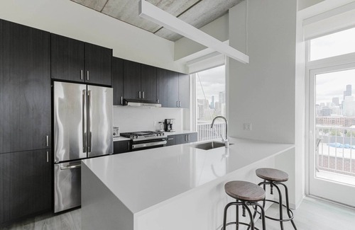 Old Town Apartment | Awesome Old Town 2BR Gym, W/D, Rooftop & A/C, by Blueground