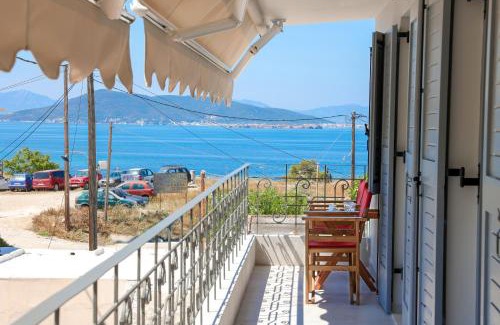 Aegina Apartment | AXS First Floor Apartment Aegina Town