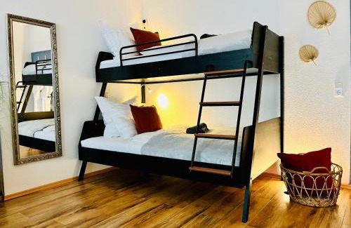 Marburg Apartment | AyCatcherHomes - Top Lage I 4 Personen I Zentral I Altstadt Marburg I Nähe Fluss Lahn I Boutique Apartment PERA