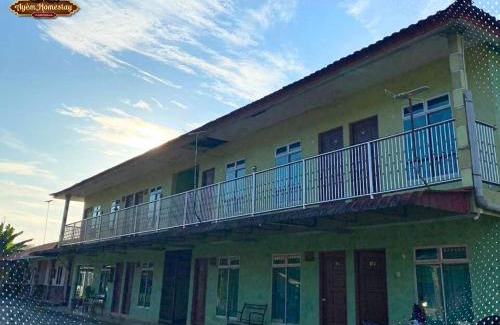 Parit Raja House | Ayem Homestay UTHM