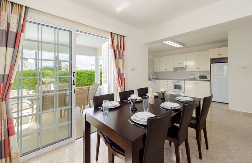 Ayia Napa Villa | Ayia Napa Holiday Villa MA3 - a villa that sleeps 8 guests in 4 bedrooms