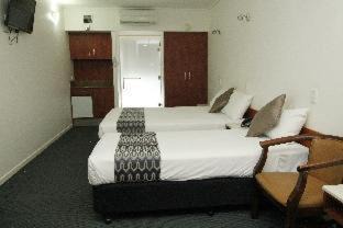 Ayr Hotel | Ayr Traveller's Motel